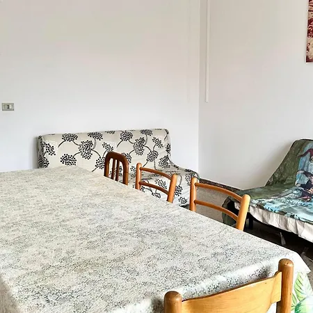 Apartman Ampio Trilocale A - Se091